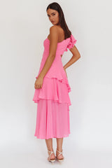 Vestido longo Deanna ombro único com camadas rosa