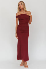 Vestido Midi In Blooms Off Shoulder de Tule Vinho