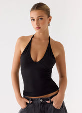 Top halter enrollado - Negro