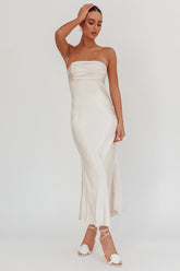 Vestido sin tirantes con espalda de encaje Moon Song Color Champaña