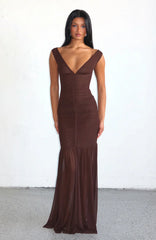 Maxivestido de malla Just A Peak color chocolate