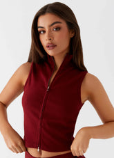 Top con cuello Spectate - Granate