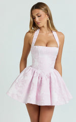 Minivestido Maddy - Vestido acampanado con cuello cuadrado y cuello halter en color rosa