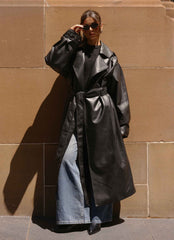Gabardina Midi de Piel Sintética Out On The Town - Negra
