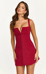 Minivestido Odette - Vestido con cuello de pico pronunciado y corte A en color rojo cereza