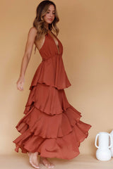 Vestido largo Catalina con volantes escalonados color cacao