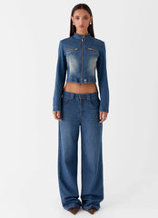 Calça Jeans Larga Elegant Ride – Lavagem Azul Vintage