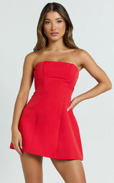Minivestido Catharine - Vestido sin tirantes de corte A en rojo