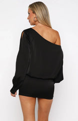 Vestido Curto com Manga Comprida Love Letter Preto