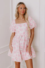 Minivestido floral historia de amor clásica
