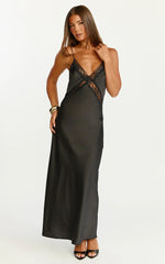 Vestido Christy Midi - Vestido lencero con cuello de pico y detalles de encaje en negro