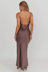 Vestido Emmerson com Recortes e Gola Drapeada Cinza Quente