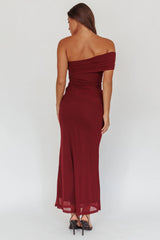 Vestido largo asimétrico Gala color vino