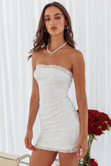 Minivestido de encaje Must Be Love blanco