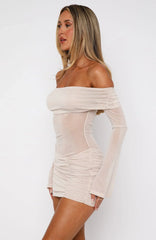 Precisa de um Vestido Curto com Glitter de Manga Comprida Miracle Champagne