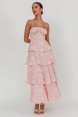 Vestido largo Provence Bloom con volantes y jacquard rosa