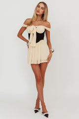 Mono de escote Bardot Perfect Worlds en blanco/negro