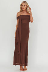 Vestido largo con hombros descubiertos Silver Moon Chocolate