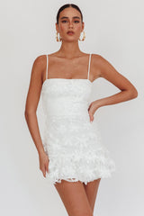 Minivestido Dori adornado con palmeras blancas
