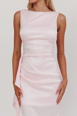 Vestido largo Kamillia con cuello barco y aberturas, rosa hielo