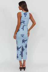 Vestido longo Maretha Gold Link Neckline azul-claro