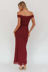 Vestido Midi In Blooms Off Shoulder de Tule Vinho