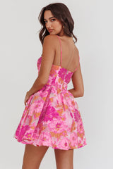 Mini Vestido Jacquard Rosa com Alça e Cami Belle Enchante