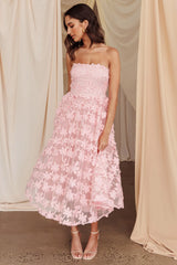 Vestido midi Dori con adornos florales en rosa empolvado
