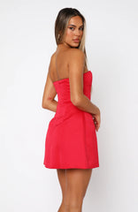 Seu Vestido Curto do Dia Vermelho