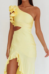 Vestido largo amarillo Deanna con abertura y un hombro