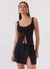 Top Bianka con Nudo - Pétalo Negro