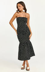 Vestido Midi Seraphina - Vestido Estampado de Poá Tomara que Caia com Renda no Decote e Saia Sereia Franzida em Poá Preto