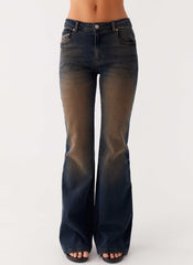 Jeans Oregon Flared - Lavado Negro Sucio