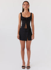 Top Bianka con Nudo - Pétalo Negro