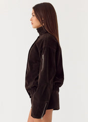 Chaqueta Marlow de imitación de ante - Chocolate