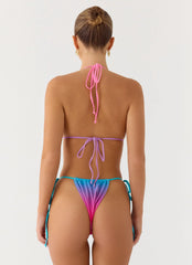 Saga Fondo de Bikini - Ombre Disco