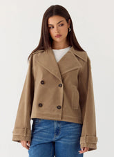 Chaqueta corta tipo gabardina de antelina Evan - Color canela