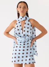 Minivestido Halter Get Me - Azul Moca de Puntos