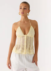 Top halter sin parar - Amarillo mantequilla