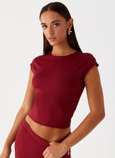 Top "Shes A Lady" - Rojo
