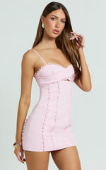 Vestido Gigi Mini de Lino - Vestido con Detalle de Vieira en la Espalda y Escote Corazón en Rosa