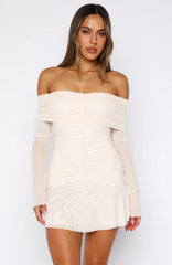 Vestido Curto Manga Longa Dreaming Of Yesterday Creme