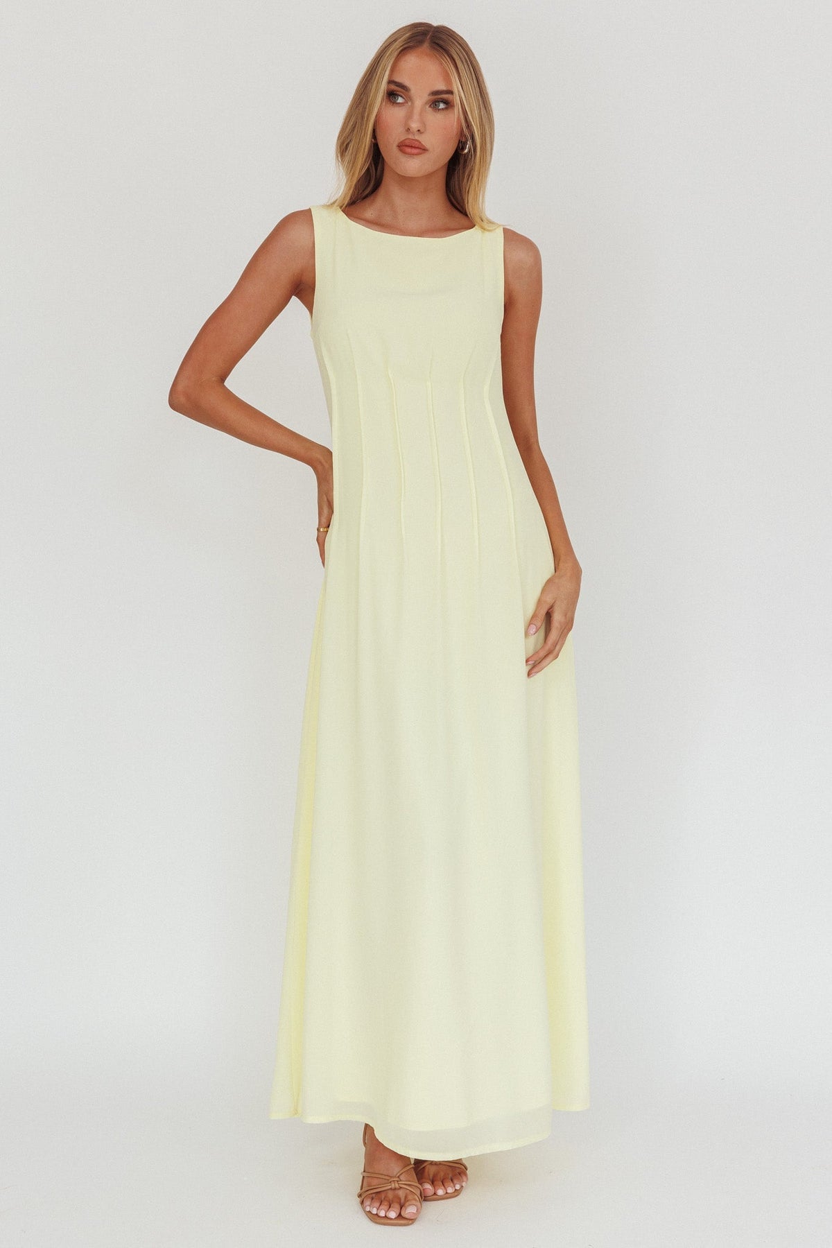 Vestido maxi Karine plisado fruncido color mantequilla