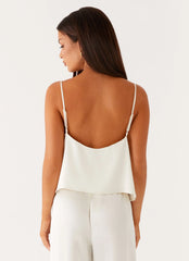 Top Kaia con cuello desbocado - Mantequilla