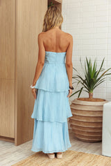 Maxivestido palabra de honor con volantes Top It Off azul