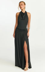 Vestido largo Sophia - Vestido de punto sin espalda con cuello desbocado en negro