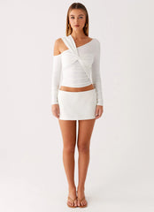 Blusa de Manga Comprida Assimétrica Cloud Kiss - Creme