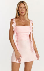 Minivestido Belrose - Vestido Bodycon de Cetim com Decote Quadrado e Babados Frontais Rosa Bebê