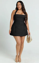 Minivestido Dante - Vestido com Saia Tulipa e Decote Halter Preto