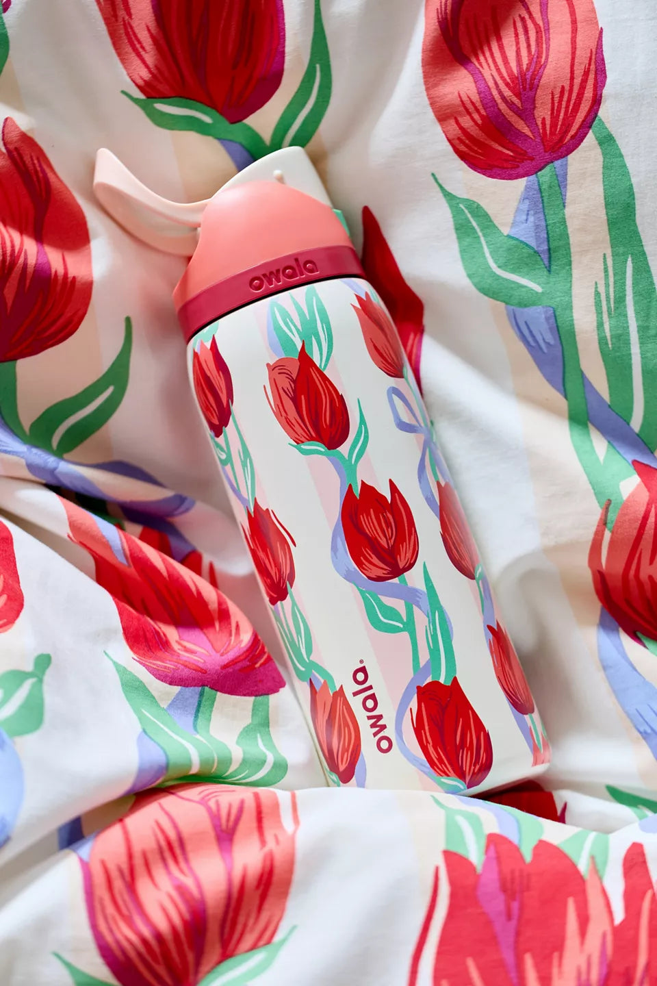 Owala UO Exclusive FreeSip 32 oz Water Bottle